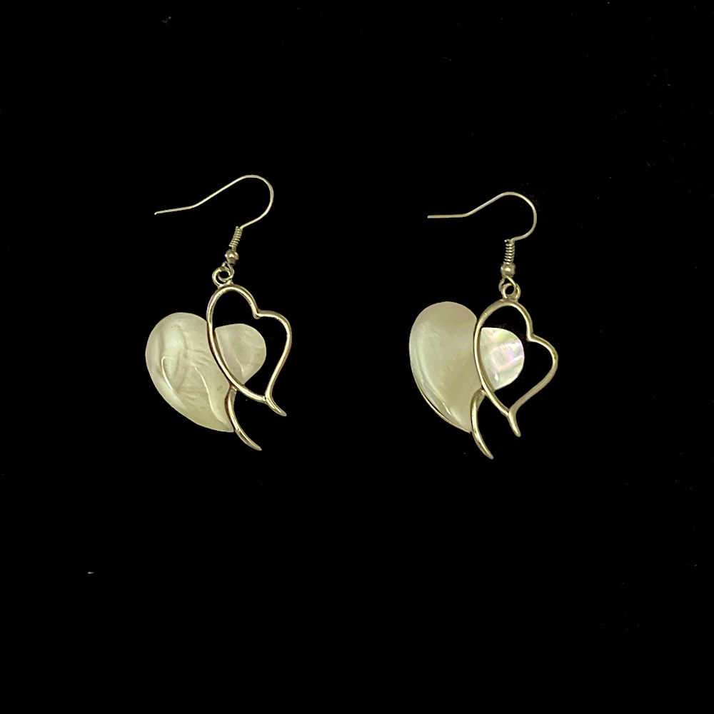 Nacar and stone’s Earrings